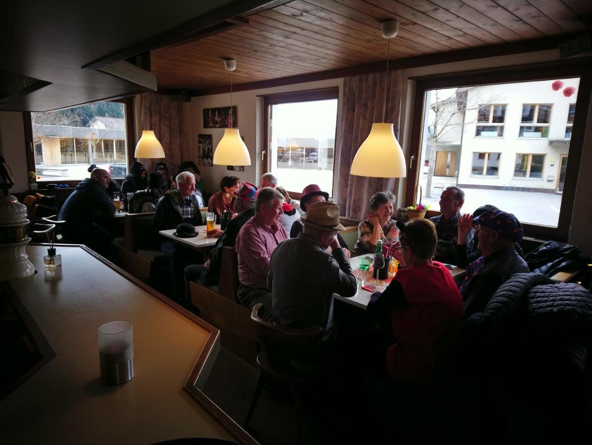 Gasthaus Krone Ubersaxen Экстерьер фото