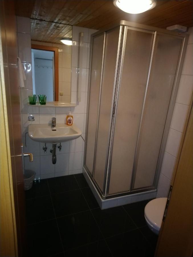 Gasthaus Krone Ubersaxen Экстерьер фото